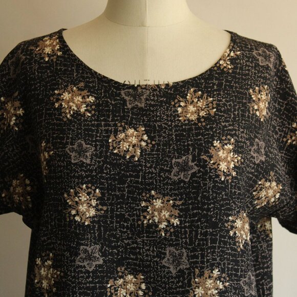 Vintage 1990s Blouse, Black and Gold and Gray Floral Print, short sleeved - Picture 2 of 10